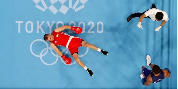 Нерадостное «серебро» Украины в боксе на Олимпиаде: рефери подыграл бразильцу