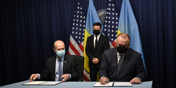 На $30 млрд. «Энергоатом» и Westinghouse подписали меморандум о строительстве 5 энергоблоков (ФОТО)