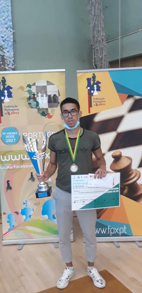 Николаевский шахматист одержал победу в международном турнире в Португалии (ФОТО) 1