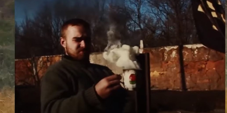 Документальный фильм, собранный из видео с телефонов бойцов на Донбассе, покажут в кинотеатрах (ВИДЕО)