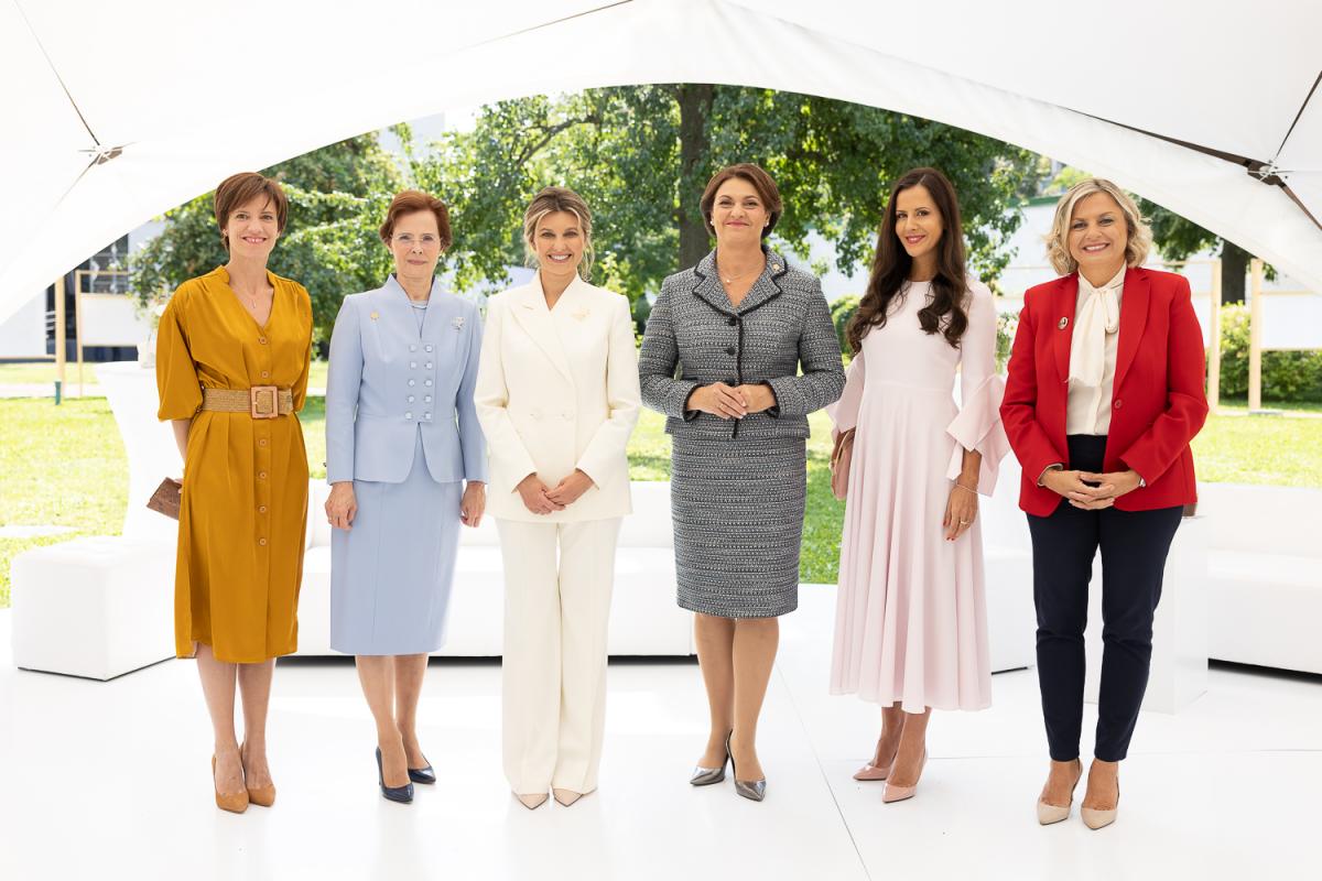 Мягкая сила. Чем закончился саммит первых леди и джентльменов (ФОТО, ВИДЕО)