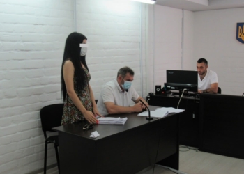 В Николаеве избрали меру пресечения работнице вуза, подозреваемой в подделке диплома для другого человека (ФОТО)