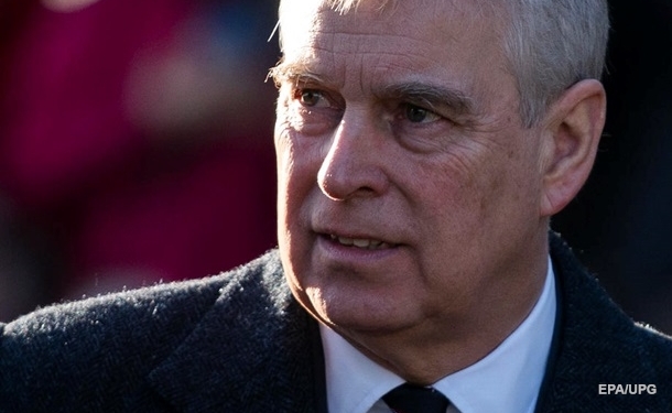 На сына королевы Елизаветы подали в суд за изнасилование, совершенное 20 лет назад