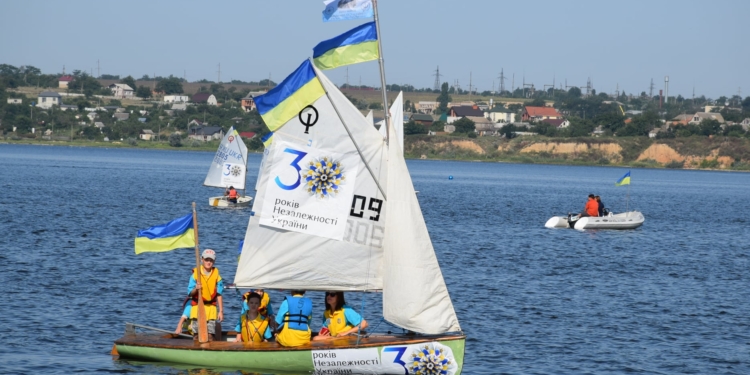 Регата «Під вітрилами незалежності» и шахматный турнир: Николаев спортивный празднует День Независимости (ФОТО)