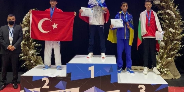 Юный николаевец добыл «бронзу» чемпионата Европы по тхэквондо (ФОТО)