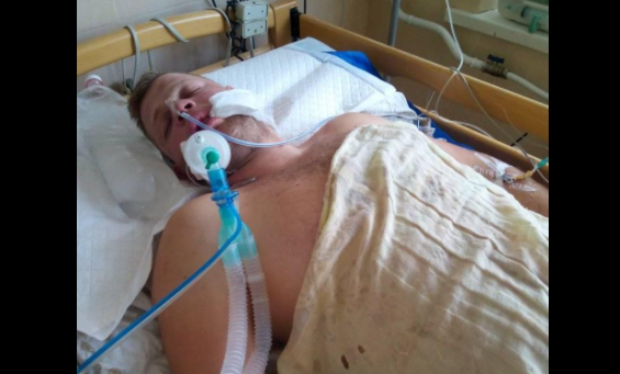 Рано утром в центре Николаева у ночного клуба жестоко избили парня