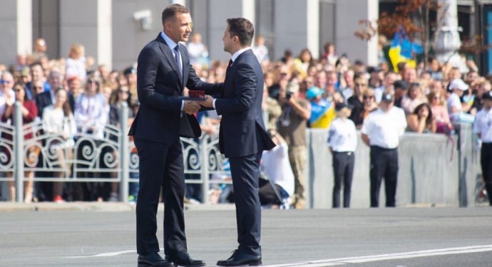 Президент вручил государственные награды по случаю Дня Независимости