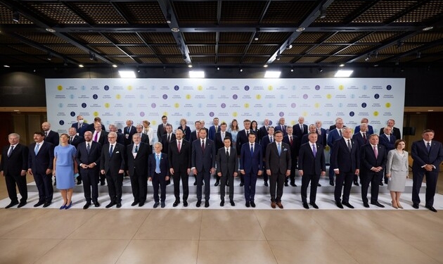 Участники Крымской платформы приняли декларацию, Зеленский призвал РФ присоединиться. Что подписали?