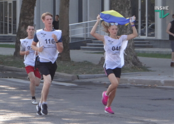 В Николаеве в третий раз прошел забег «Шаную воїнів, біжу за героїв України» (ФОТО, ВИДЕО)