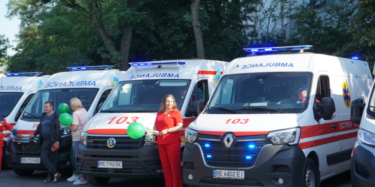 В Николаеве вручили еще 20 “скорых” службе экстренной медицинской помощи облсовета (ФОТО и ВИДЕО)