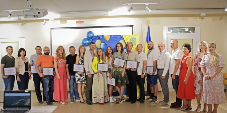 На открытие своего бизнеса: в Николаеве 10 проектов ветеранов и переселенцев получили по 50 тыс.грн