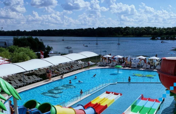 В самом большом аквапарке Днепра погиб ребенок (ВИДЕО)