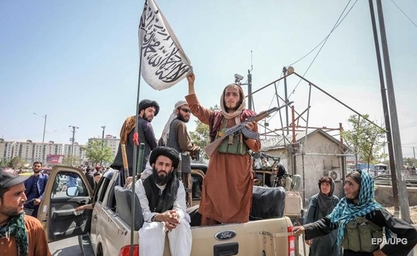 В Кабуле застряла группа украинских военных и 120 гражданских