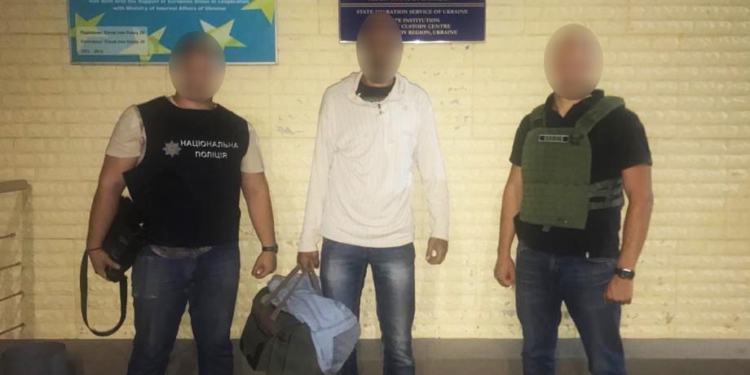 Украина выдворит гражданина РФ, отсидевшего в Арбузинской колонии за развращение (ФОТО)