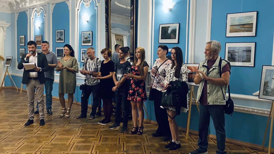 Открылась фотовыставка, посвященная 84-летию со дня основания Николаевской области (ФОТО) 1