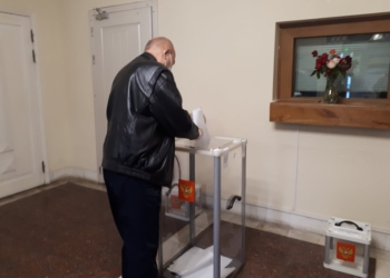 В четырех городах Украины открылись участки для голосования на выборах в российскую ГосДуму