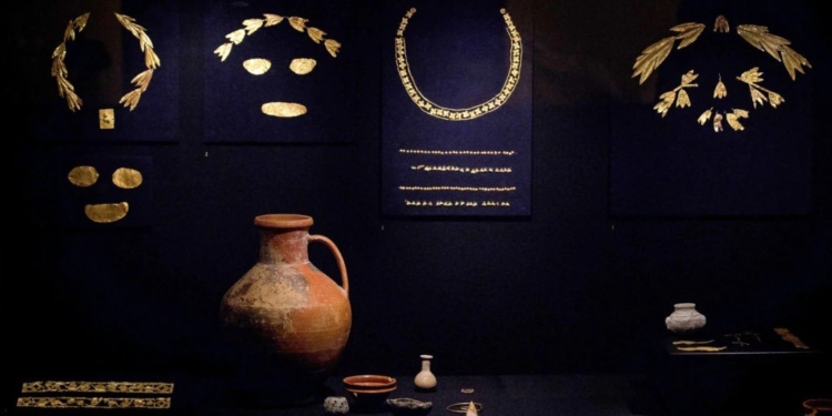 Суд в Амстердаме перенес оглашение решения по апелляции по делу об украинском скифском золоте