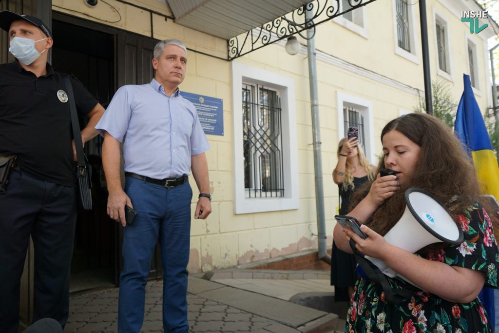 В Николаеве требовали справедливого наказания для застрелившего собаку на рынке «Юлиана» (ФОТО, ВИДЕО) 18