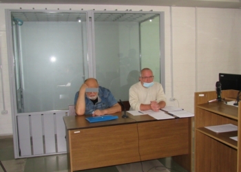 В Николаеве отца скандально известного Казимирова, который вместе с сыном выбивал несуществующий долг, арестовали. Меру пресечения Казимирова определят завтра (ФОТО)