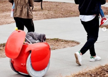 В Италии представили робот-кравчучку за 50 тысяч (ВИДЕО)