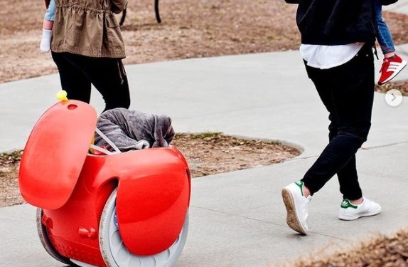 В Италии представили робот-кравчучку за 50 тысяч (ВИДЕО)