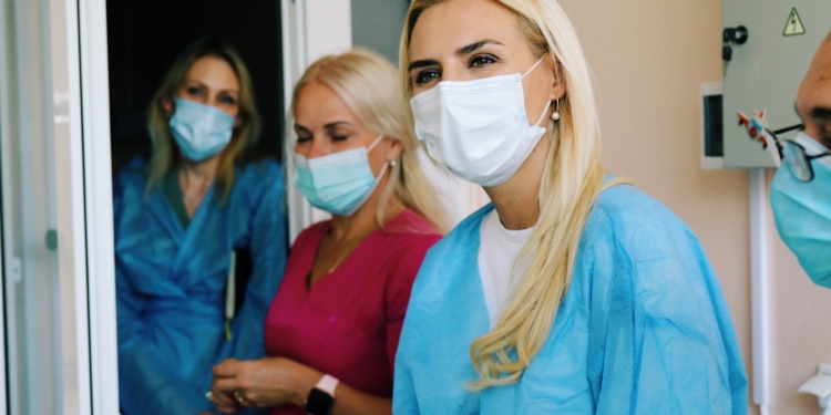 Ганна Замазєєва: «Питання розширення дитячого онковідділення беру на особистий контроль» (ФОТО, ВІДЕО)