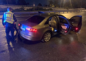 В Киеве пьяный “дружинник” на  Audi, отстреливаясь, час удирал от полиции