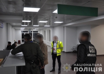 Задержали двух вербовщиков, которые нанимали николаевских моряков для нелегальной перевозки мигрантов в Италию (ВИДЕО)