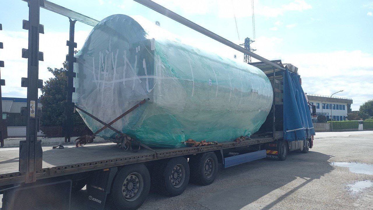 На модернизируемую котельную «Николаевоблтеплоэнерго» прибыл второй новенький котел (ФОТО)