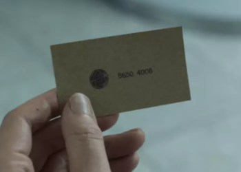 В сериале “Игра в кальмара” показали визитку с реальным номером, его владелец теперь получает тысячи звонков в день