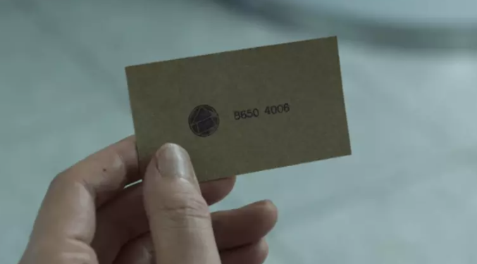 В сериале “Игра в кальмара” показали визитку с реальным номером, его владелец теперь получает тысячи звонков в день