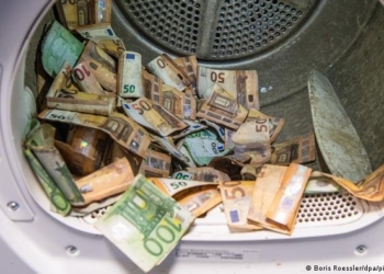 Немецкий госбанк отмывает более 50 млн. евро – после наводнения (ФОТО)