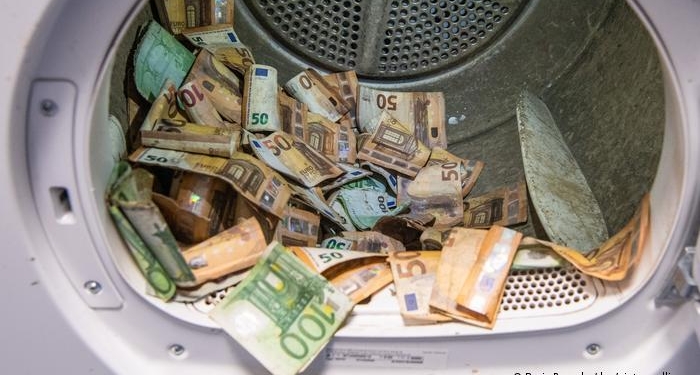 Немецкий госбанк отмывает более 50 млн. евро – после наводнения (ФОТО)