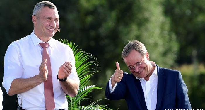 Кличко позвали в Германию – агитировать за ХДС и кандидата в канцлеры. Что получилось