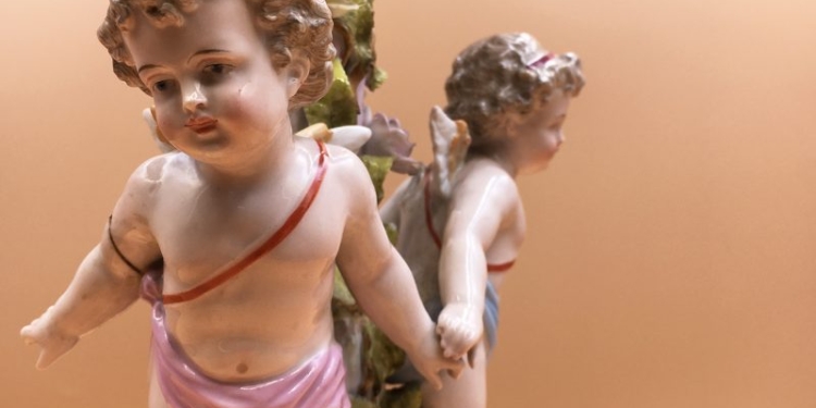 Благодаря Агентству развития Николаева музей им.Верещагина наконец-то сможет показать свою коллекцию фарфора (ФОТО)