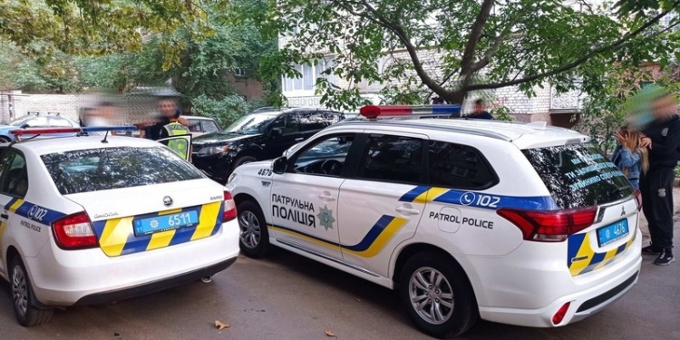 В Николаеве пьяный водитель на «Мицубиси» «гонял» по дворам (ВИДЕО)