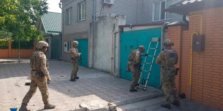 В Николаеве СБУ задержала скандально известного Казимирова: вместе с отцом выбивал несуществующий долг