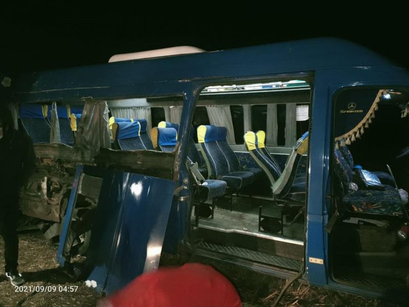 Под Киевом разбился автобус с паломниками-хасидами, один погиб (ФОТО)