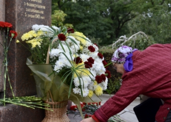 В День партизанской славы в Николаеве вспоминали подпольщиков и пионеров-героев (ФОТО, ВИДЕО)