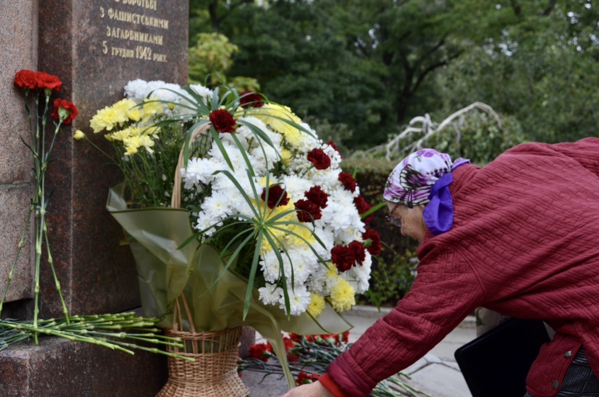 В День партизанской славы в Николаеве вспоминали подпольщиков и пионеров-героев (ФОТО, ВИДЕО)