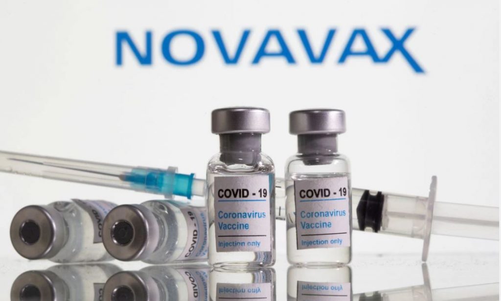 Novavax начала испытание новой вакцины - против гриппа и COVID-19 одновременно 1