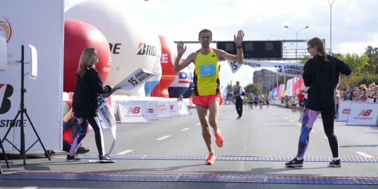 В Варшавском полумарафоне победили украинцы (ФОТО)