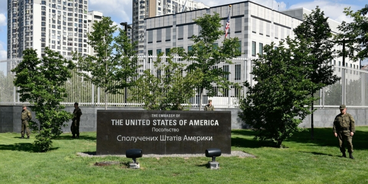 США призвали РФ вывести войска и вернуть Украине все территории