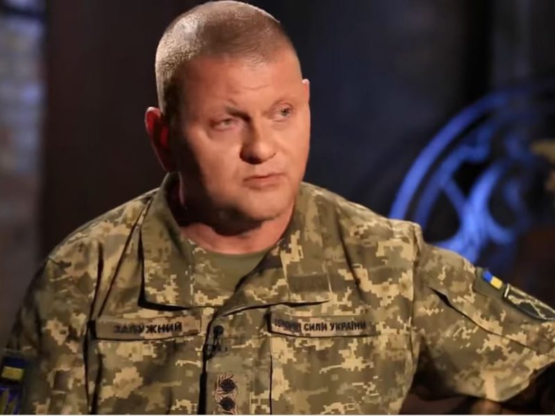 Рашисты снимают постановочные видео о жестоком обращении украинцев с военнопленными, — главком Залужный