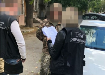 На Николаевщине начальник склада ракетно-артиллерийского вооружения систематически воровал и продавал патроны, гранаты и гранатометы. Он задержан (ФОТО)