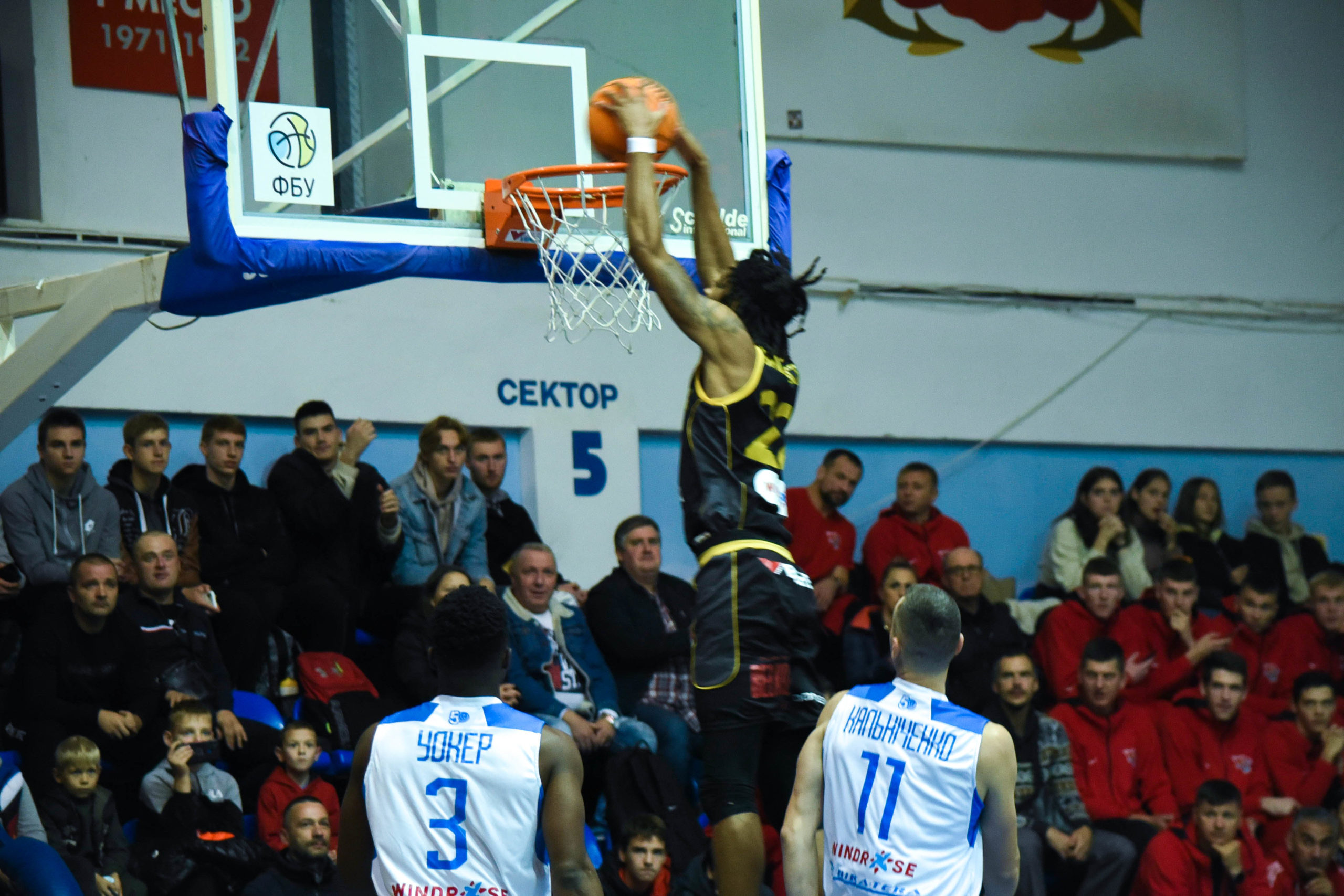 Суперлига Windrose: «Киев-Баскет» обыграл МБК «Николаев», отыграв 25 очков проигрыша (ВИДЕО)