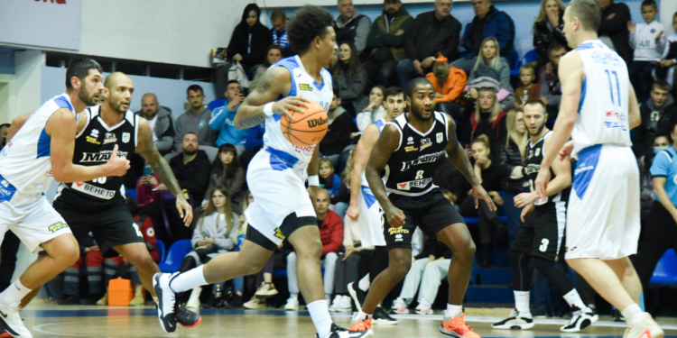 Победа! МБК «Николаев» прервал серию поражений в Суперлиге Windrose, обыграв «Черкасских Мавп» (ВИДЕО)