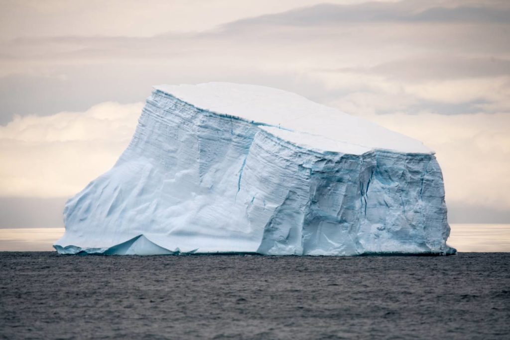 В Швеции спасли ледник от таяния с помощью ткани 1