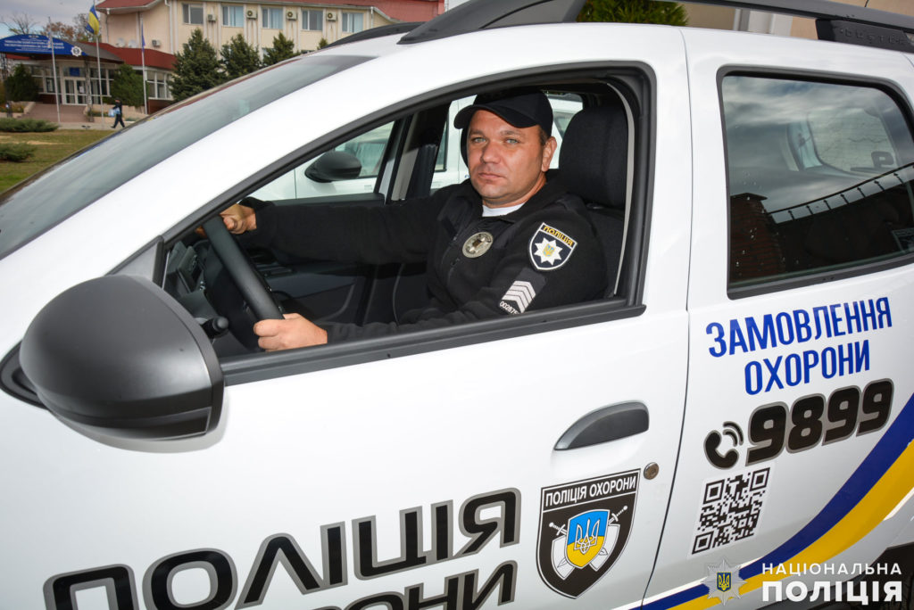 Полиция охраны Николаевской области получила шесть новых Renault Duster (ФОТО) 23
