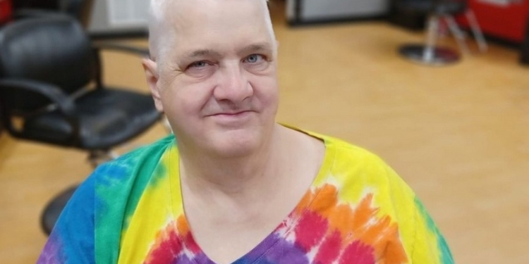 США выдали первый паспорт с гендером X. Его получил бывший военный, он родился с неоднозначными половыми признаками (ФОТО)